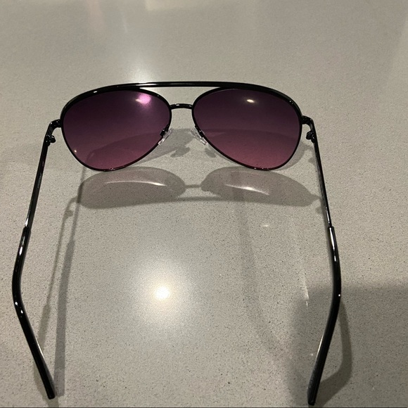 Quay Australia Purple Aviators - Picture 5 of 9